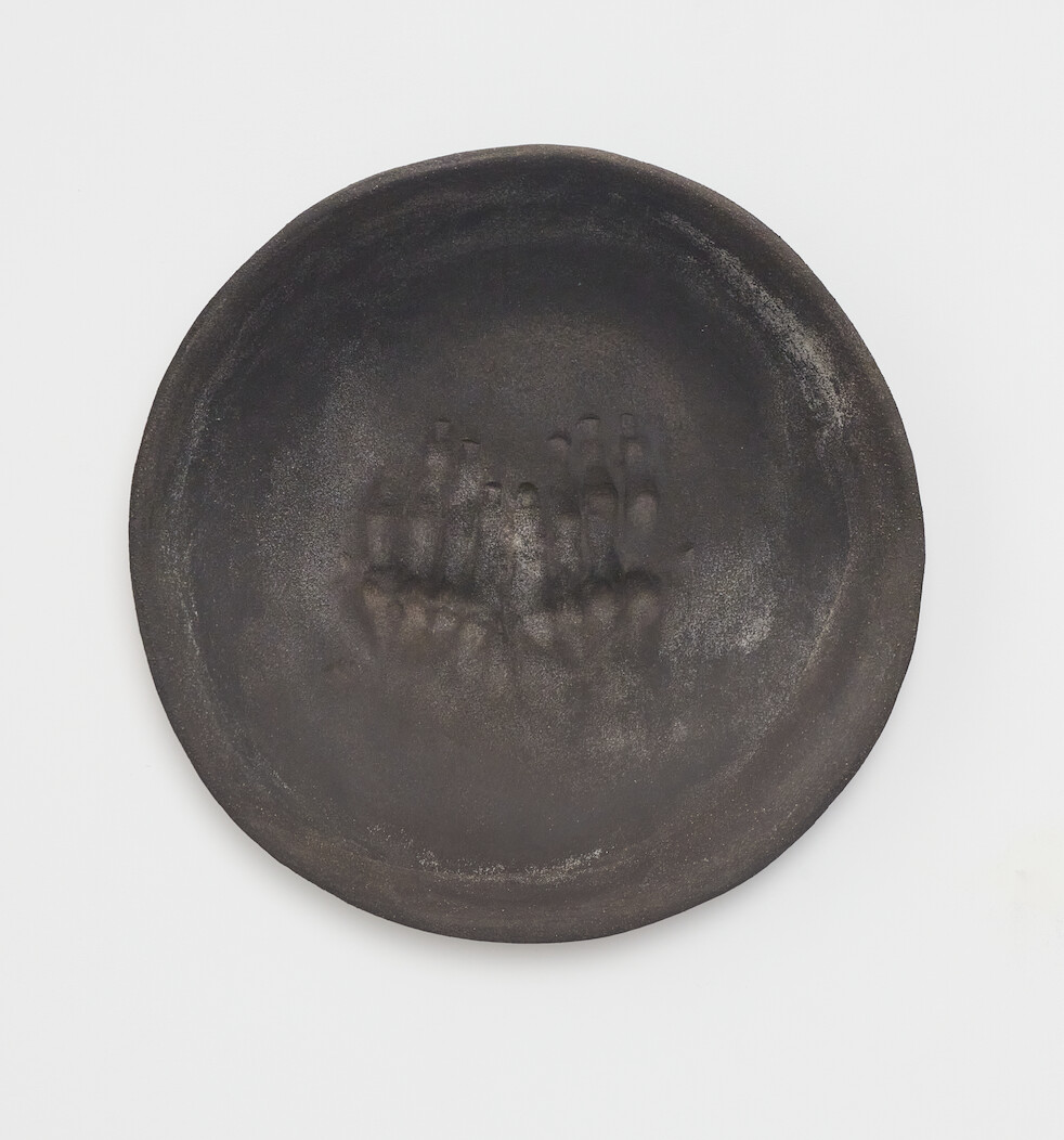 Soo Shin; A Gesture (To hold a distant face); 2024