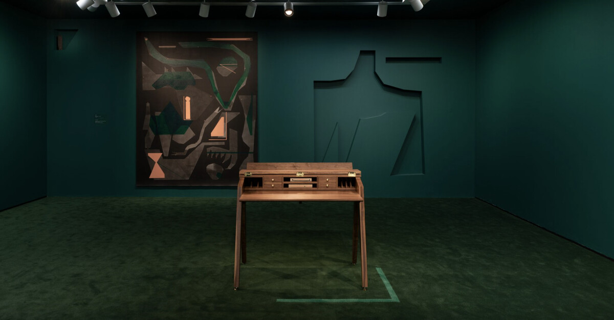 Abstract Language: A Review of Caroline Kent at the MCA