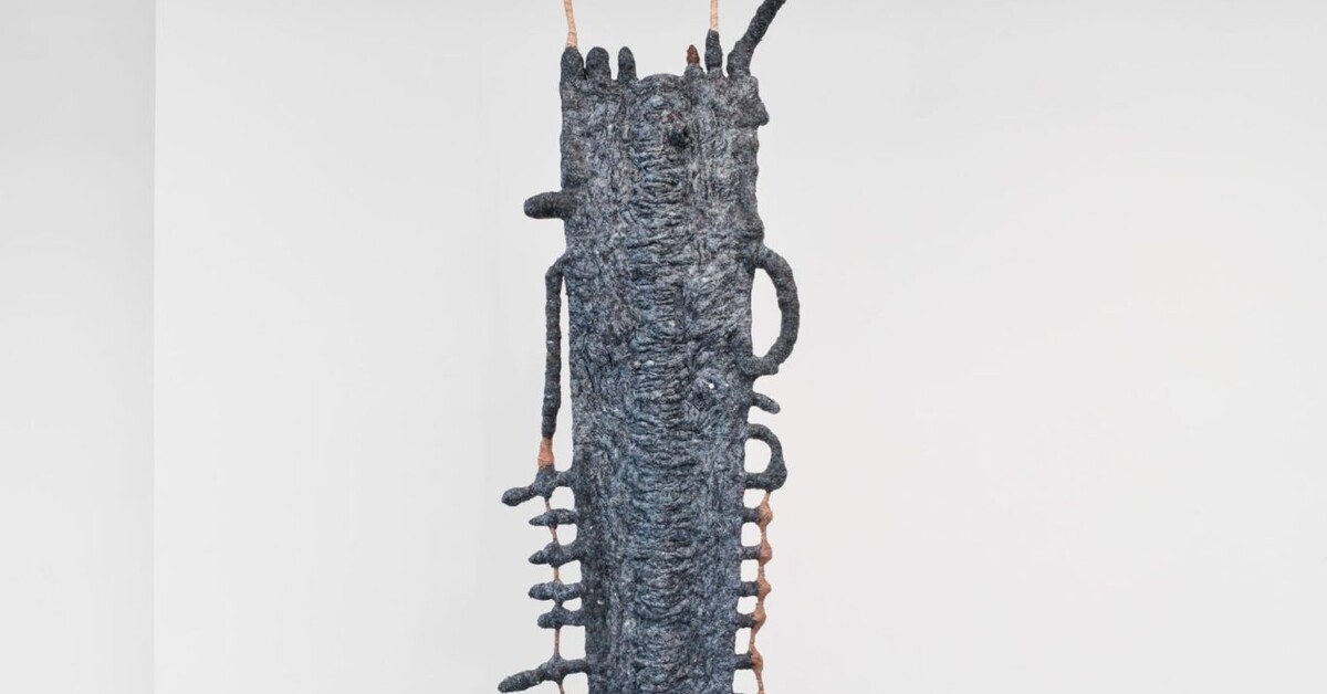 Solemn Promise: A Review of “The Mask of Prosperity” at Gallery 400