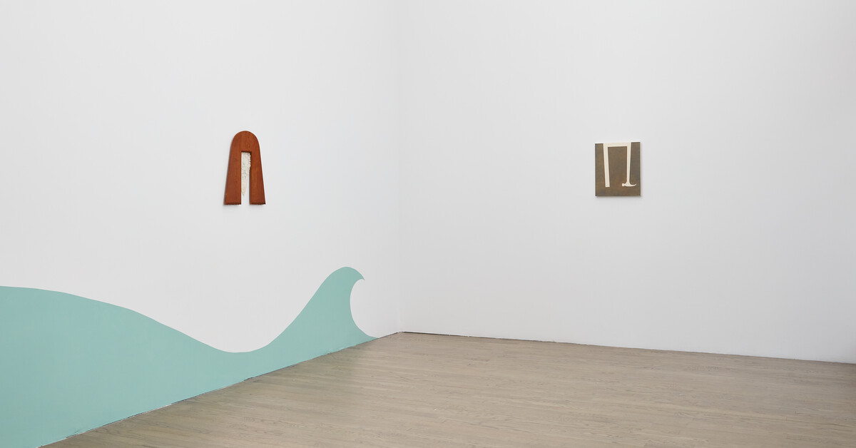 Artforum: Alice Tippit