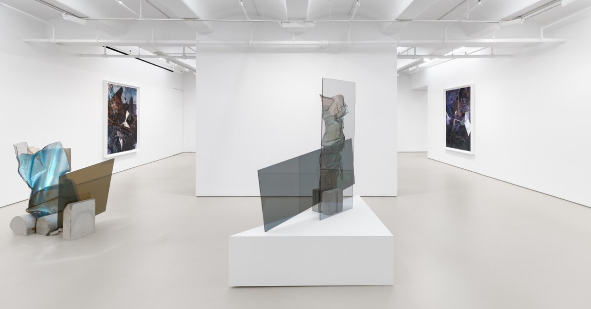 Charisse Pearlina Weston: mis-/mé- (squeeze)