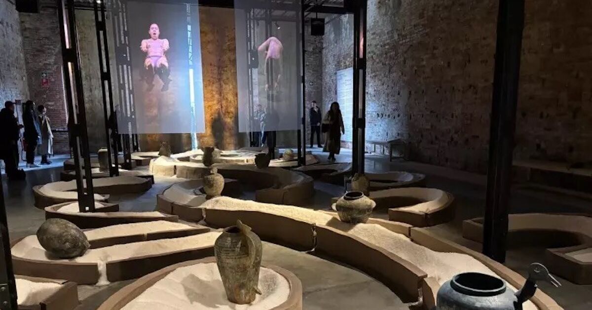 The Instillation “Actos invisibles para sostener el universo” Represents Mexico at the Venice Biennale