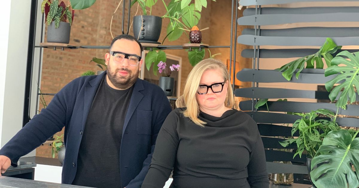 Art 50 2022: Curators and Dealers